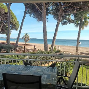 Primera Linea De Mar En Appartement